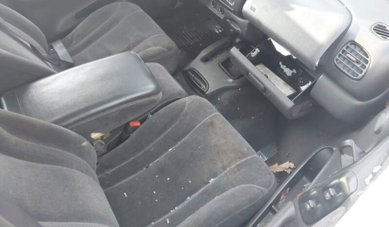 
								2000 Dodge Dakota full									