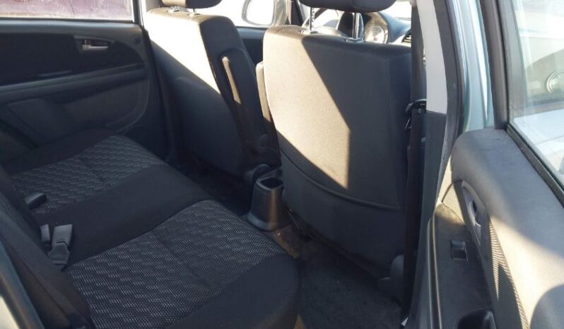 
								2009 Suzuki Sx4 full									