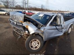 
										2003 Dodge Dakota full									