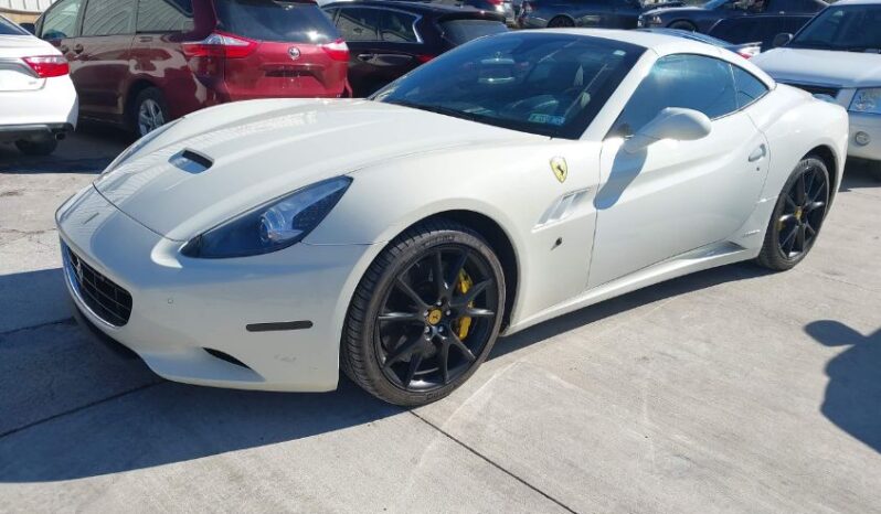 
								2013 Ferrari California full									