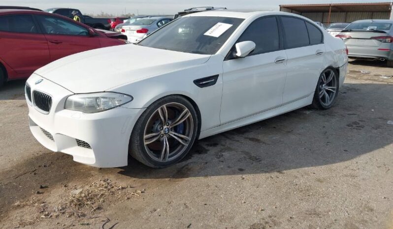 
								2013 BMW M5 full									