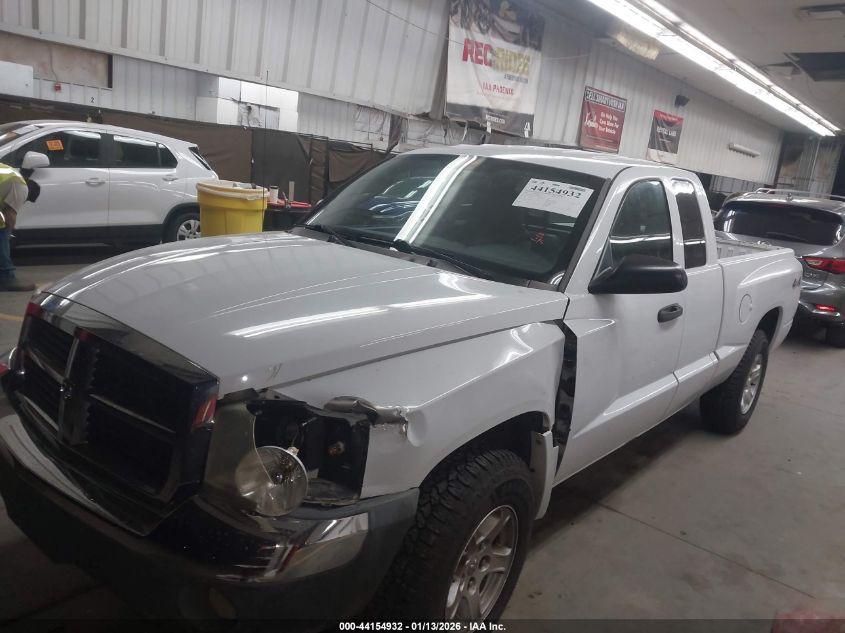 2005 Dodge Dakota