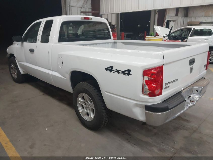 2005 Dodge Dakota