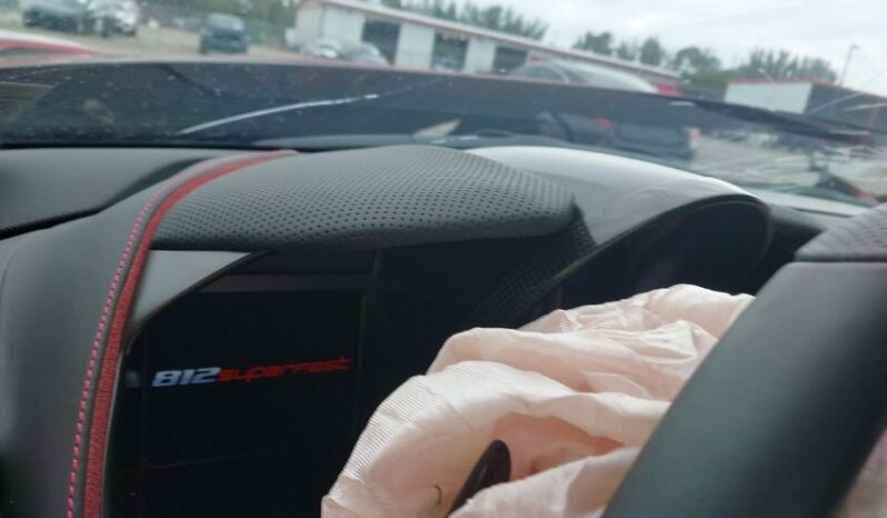 
								2020 Ferrari 812 superfast full									