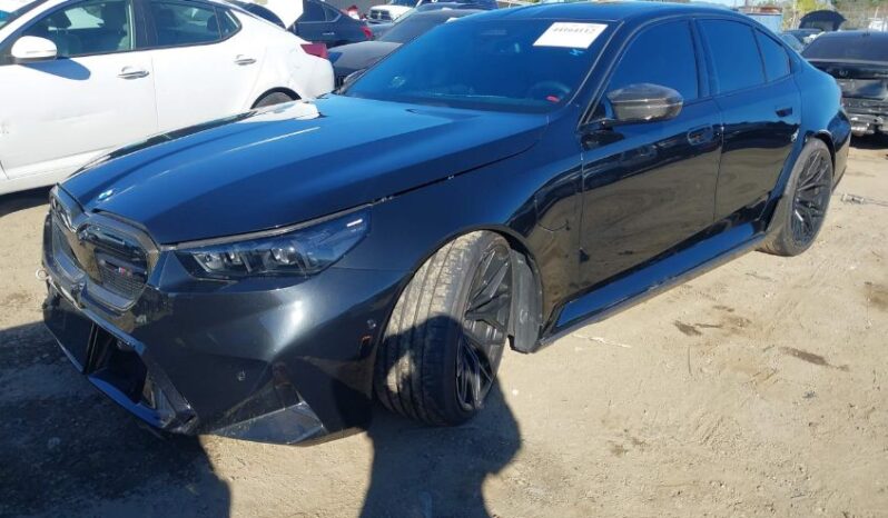 
								2026 BMW M5 full									