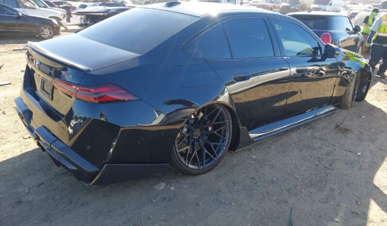 
								2026 BMW M5 full									