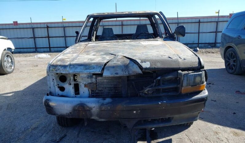 
								1992 Dodge Dakota full									