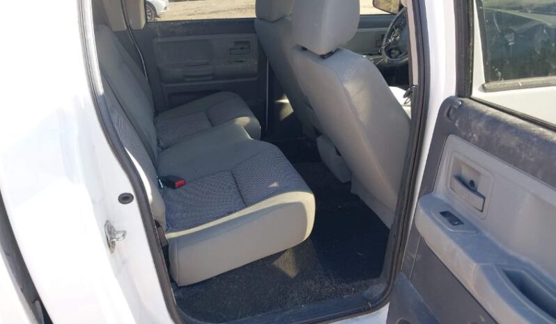 
								2008 Dodge Dakota full									