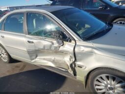
										2004 Volvo S80 full									