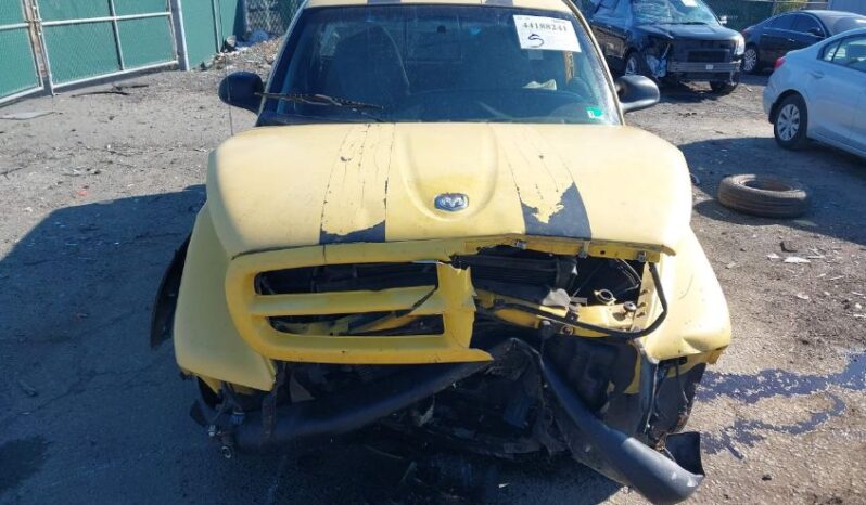 
								1999 Dodge Dakota full									