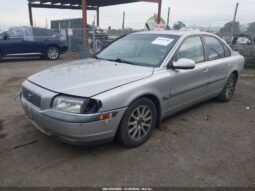 
										2001 Volvo S80 full									