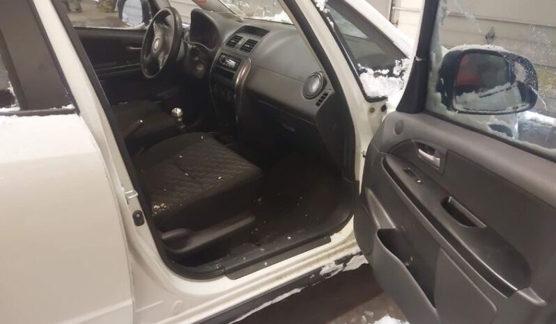 
								2007 Suzuki Sx4 full									