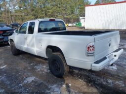 
										2000 Dodge Dakota full									