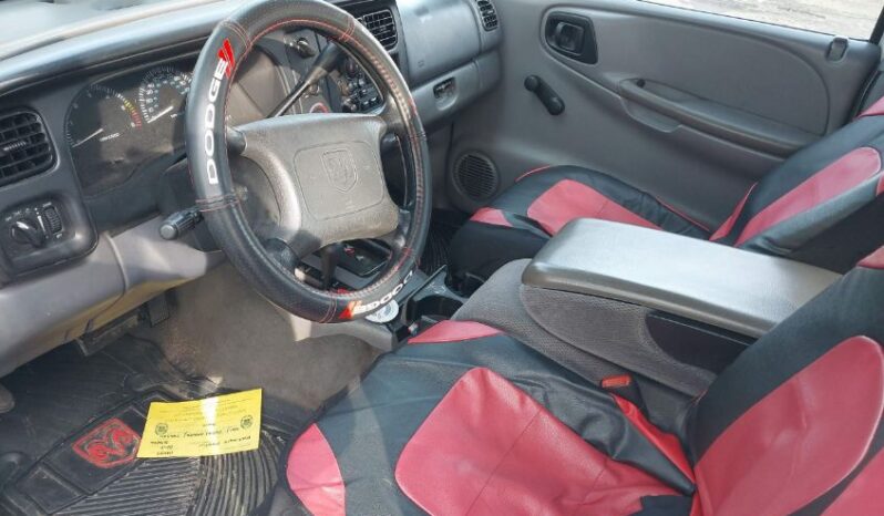 
								2000 Dodge Dakota full									