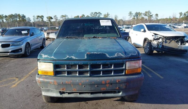 
								1995 Dodge Dakota full									