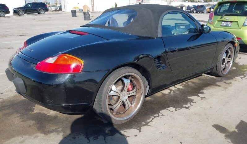 
								2000 Porsche Boxster full									