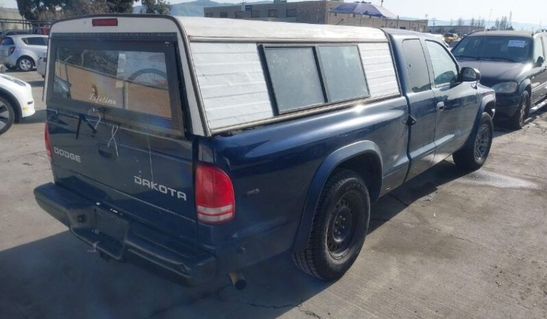 
								2004 Dodge Dakota full									