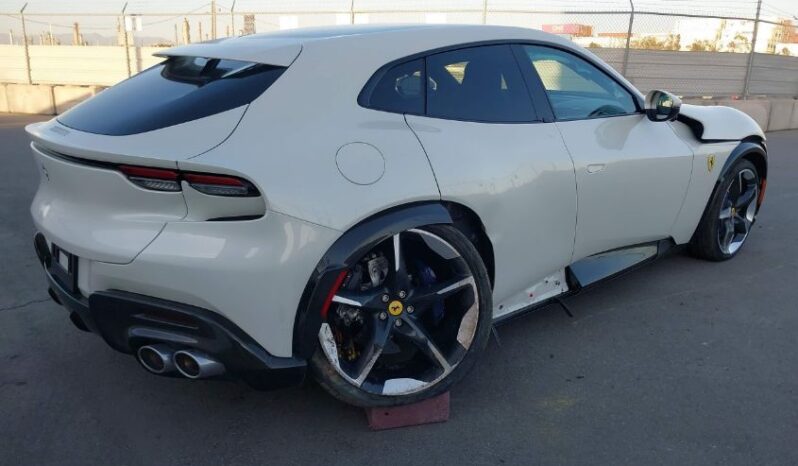 
								2023 Ferrari Purosangue full									
