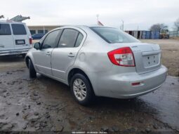 
										2012 Suzuki Sx4 full									
