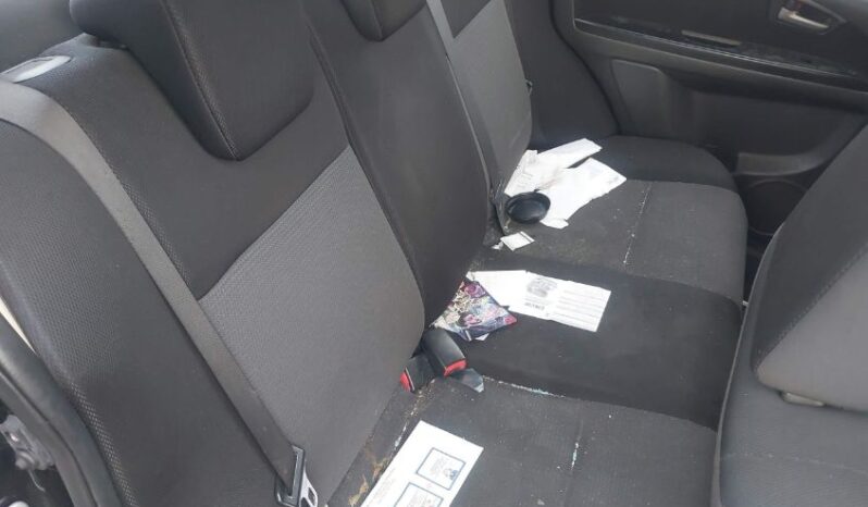 
								2009 Suzuki Sx4 full									