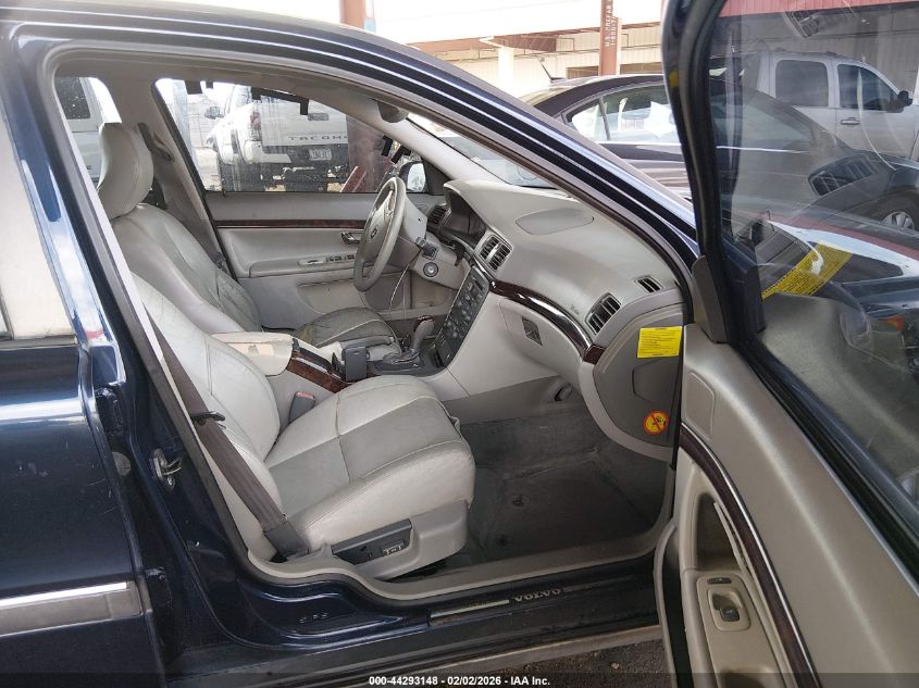 2001 Volvo S80