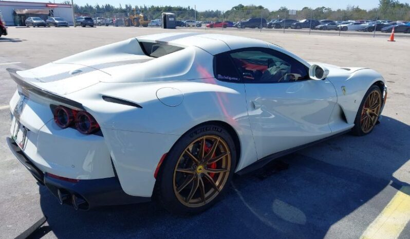 
								2022 Ferrari 812 superfast full									