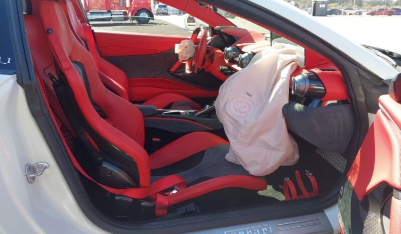 
								2022 Ferrari 812 superfast full									