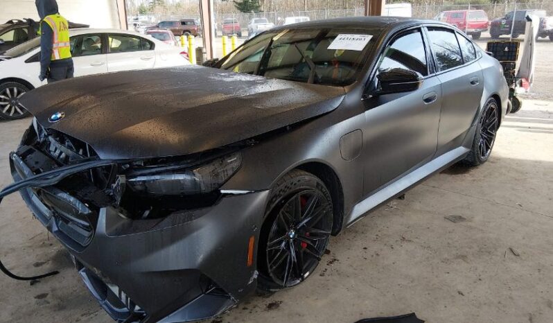
								2026 BMW M5 full									