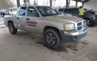 2005 Dodge Dakota