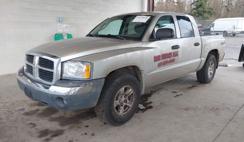 
								2005 Dodge Dakota full									