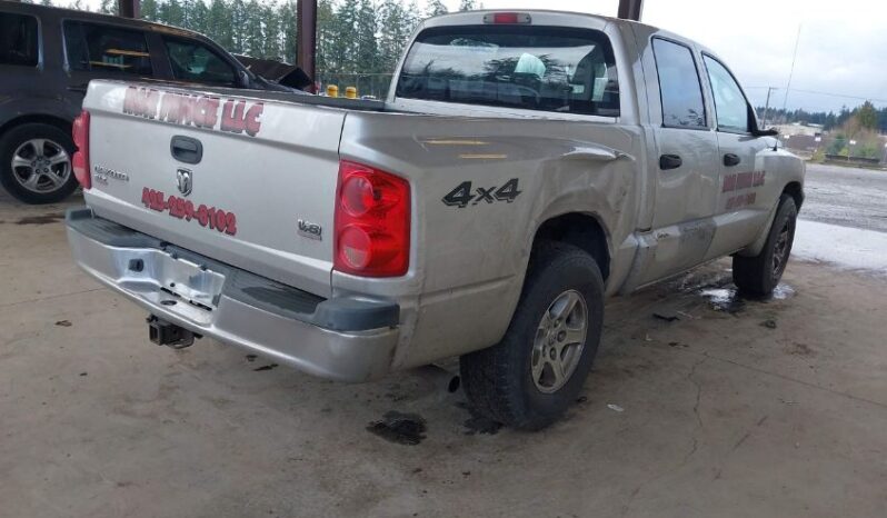 
								2005 Dodge Dakota full									