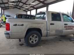 
										2005 Dodge Dakota full									