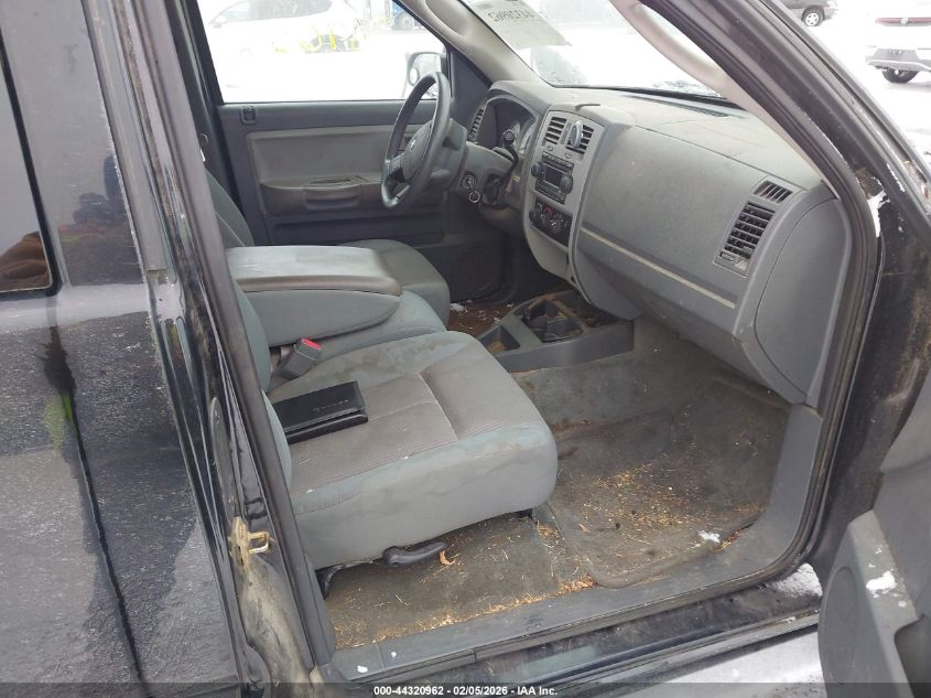 2005 Dodge Dakota