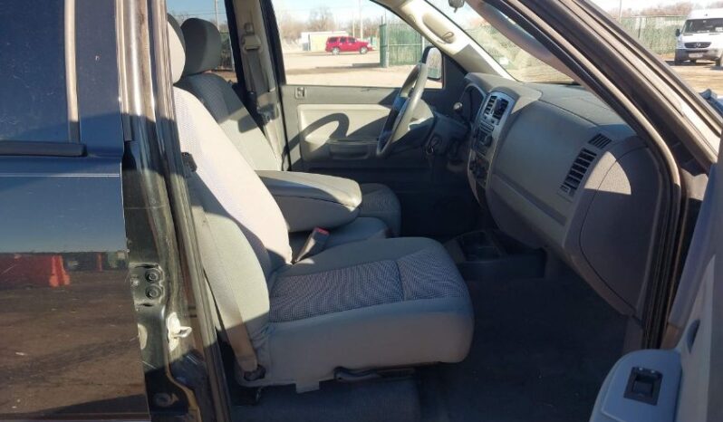 
								2007 Dodge Dakota full									