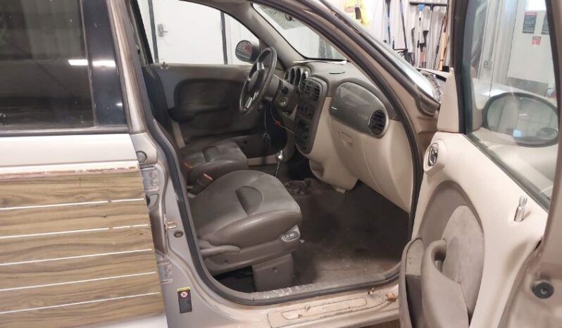 
								2004 Chrysler Pt cruiser full									
