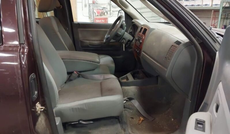 
								2005 Dodge Dakota full									