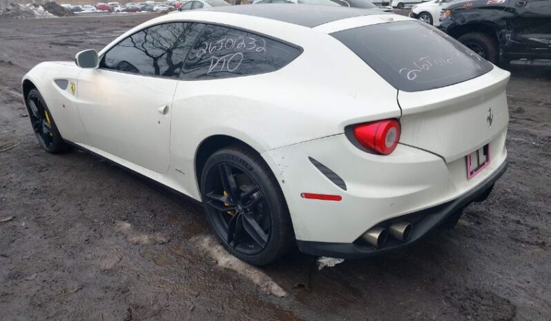 
								2016 Ferrari FF full									