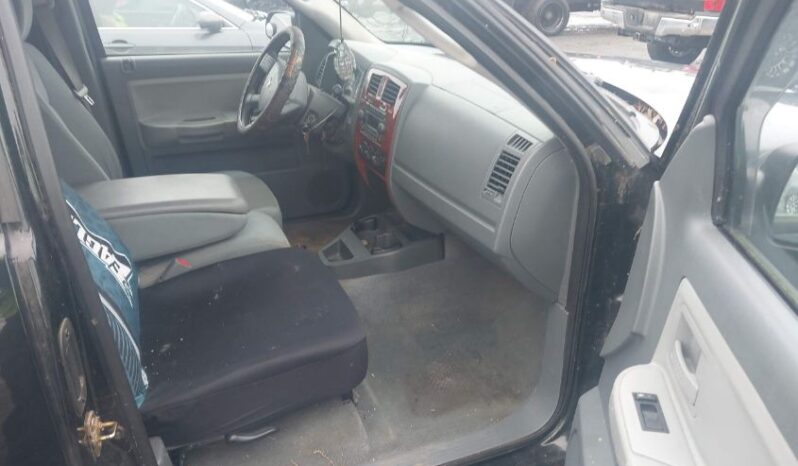 
								2005 Dodge Dakota full									
