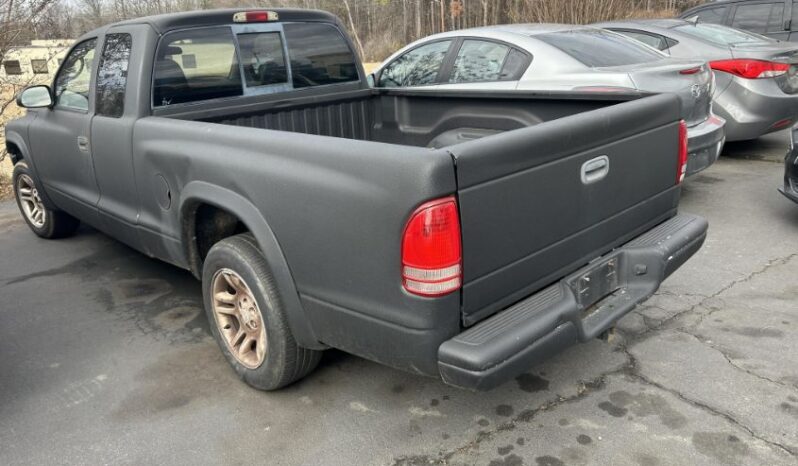 
								2004 Dodge Dakota full									