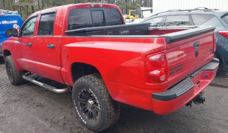 
								2008 Dodge Dakota full									