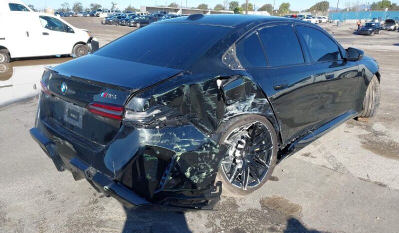 
								2026 BMW M5 full									