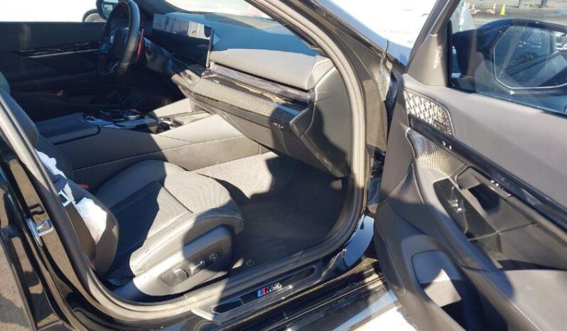 
								2026 BMW M5 full									