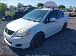 
										2013 Suzuki Sx4 full									