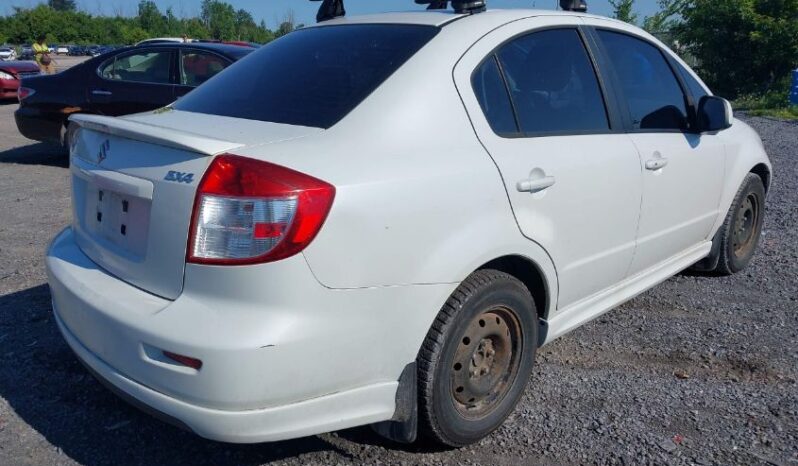 
								2013 Suzuki Sx4 full									