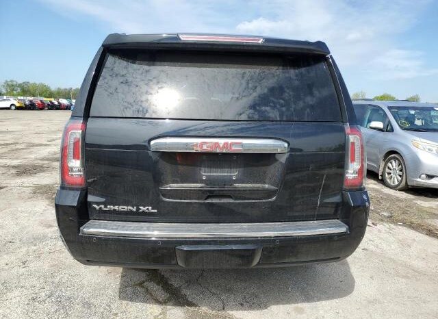 
								2016 Gmc Yukon full									