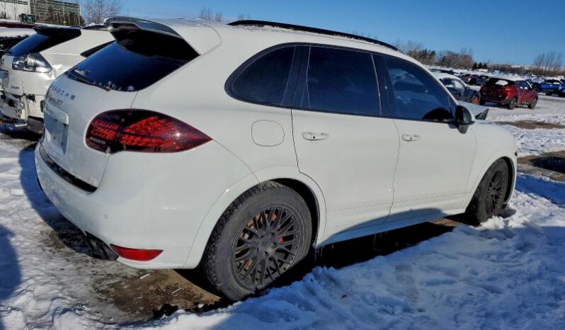 
								2014 Porsche Cayenne full									