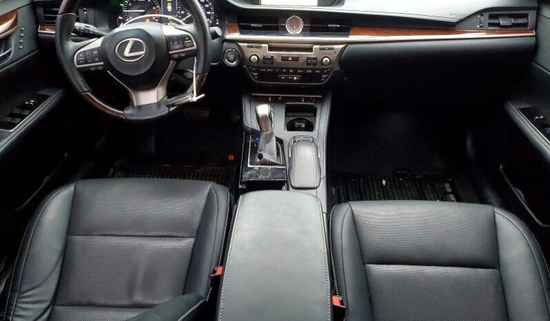 
								2017 Lexus Es 350 full									