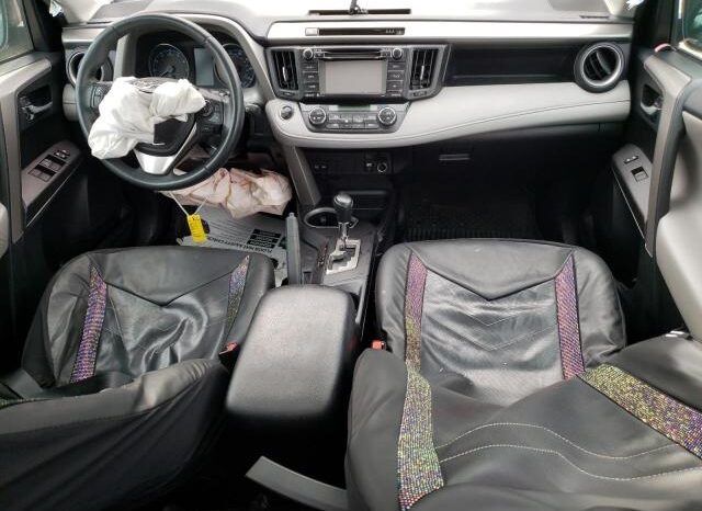 
								2017 Toyota Rav4 full									