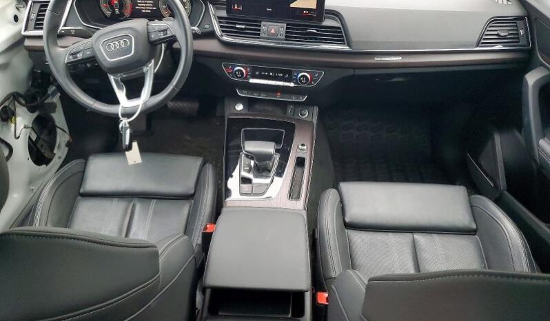 
								2022 Audi Q5 full									