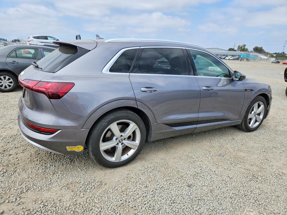 2019 Audi E-tron